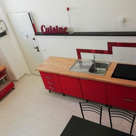 Appartamento Indipendente A Due Passi Dal Centro Savone Extérieur photo